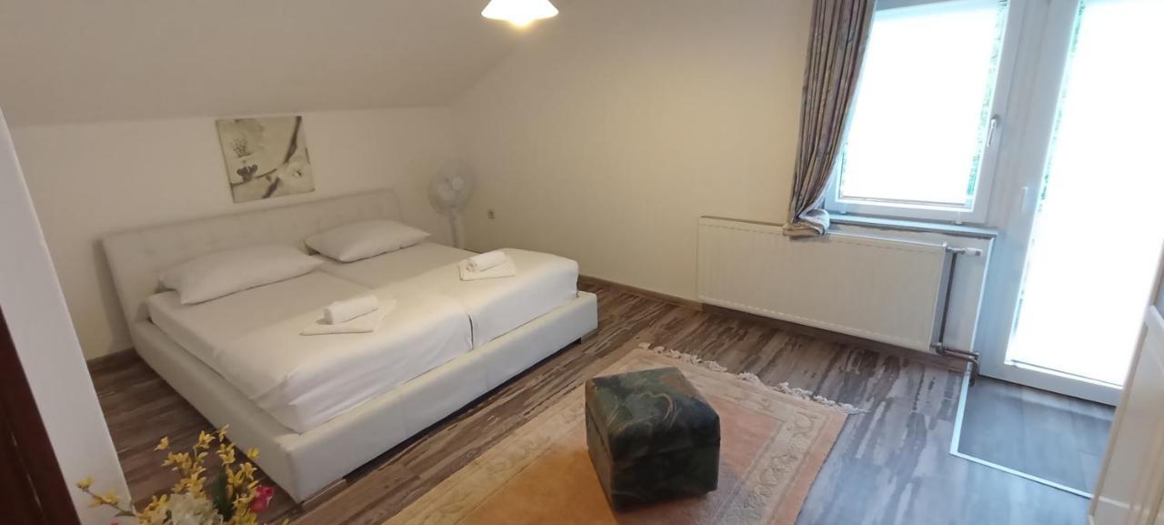 Apartmani Unski Biser Cazin Eksteriør bilde