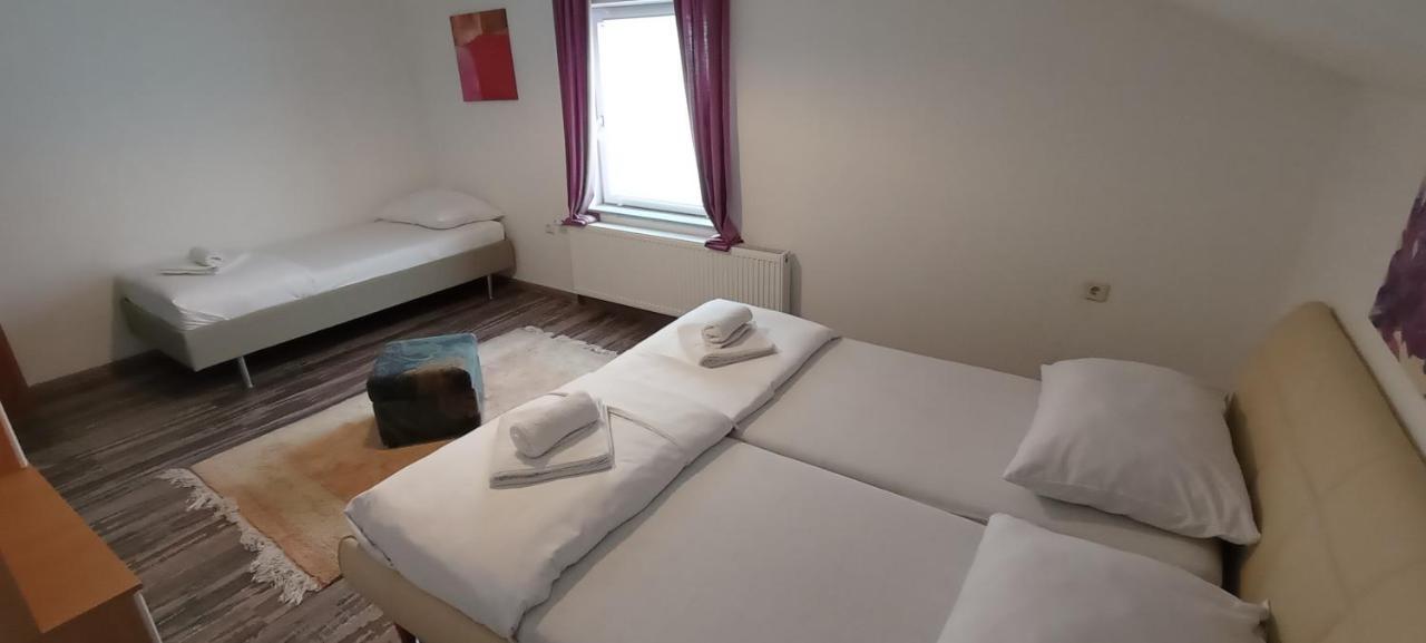 Apartmani Unski Biser Cazin Eksteriør bilde